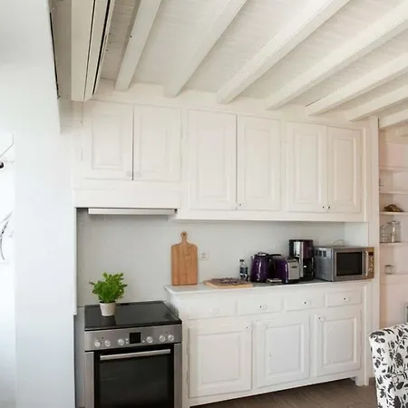 Elegant Traditional House In Mykonos Centre *